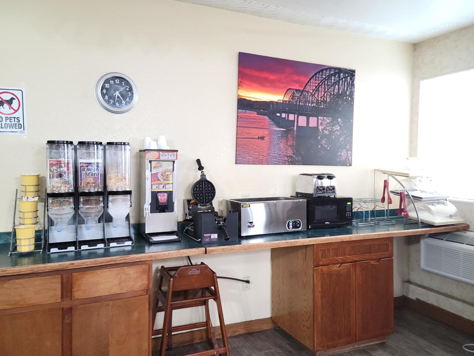 Econo Lodge Oacoma Eksteriør bilde